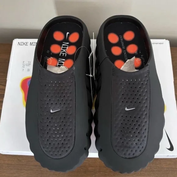 Men's Nike Mind 001 Black Chrome Hyper Crimson Slides - Picture 2 of 6